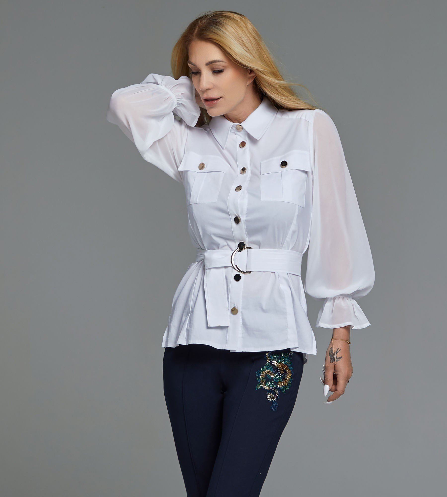 Bluse mit Gürtel - Alle Produkte ansehen - Fashion - Sarah Kern - Marken